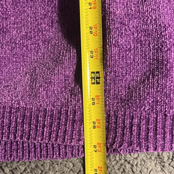 🔥PURPLE FUZZY UNIQUE SUPER SOFT PULLOVER SWEATER - Picture 3 of 6